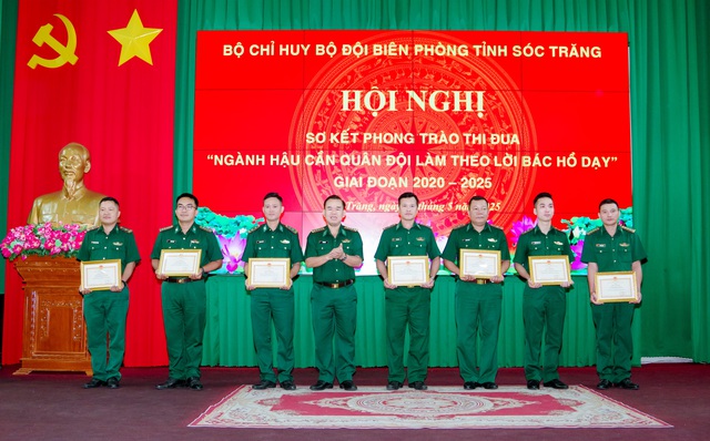 BĐBP Sóc Trăng sơ kết phong trào thi đua “Ngành hậu cần quân đội làm theo lời Bác Hồ dạy”- Ảnh 4. BĐBP Sóc Trăng sơ kết phong trào thi đua “Ngành hậu cần quân đội làm theo lời Bác Hồ dạy”- Ảnh 4.