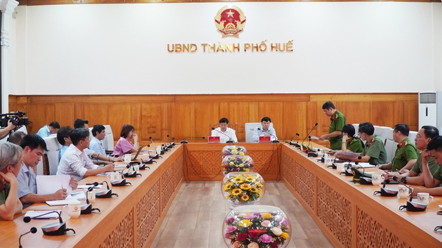 TP Huế: Triển khai các giải pháp phòng, chống tội phạm về ma tuý- Ảnh 1. TP Huế: Triển khai các giải pháp phòng, chống tội phạm về ma tuý- Ảnh 1.