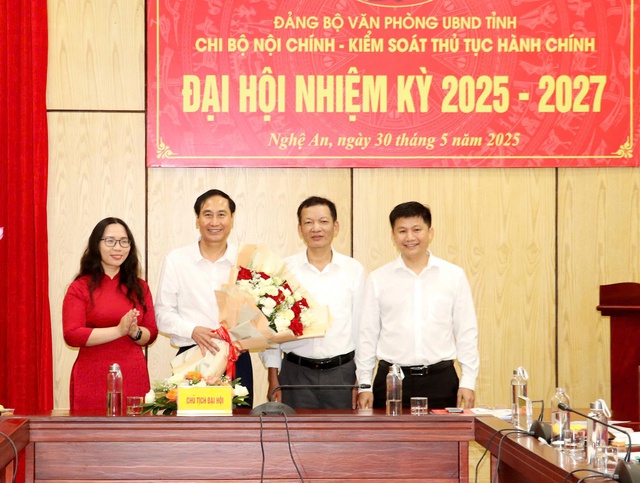 Nghệ An: Nâng cao chất lượng tham mưu công tác nội chính, kiểm soát thủ tục hành chính- Ảnh 4. Nghệ An: Nâng cao chất lượng tham mưu công tác nội chính, kiểm soát thủ tục hành chính- Ảnh 4.