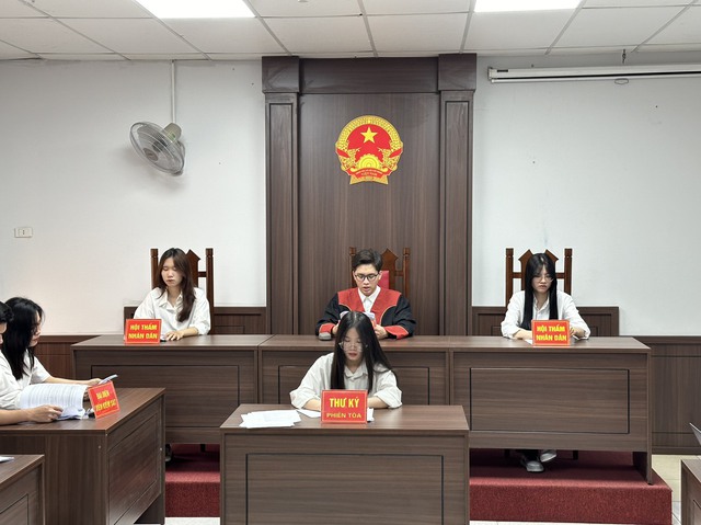 Khối ngành Luật Trường UTM: Đào tạo những người bảo vệ "cán cân công lý" trong kỷ nguyên vươn mình- Ảnh 2. Khối ngành Luật Trường UTM: Đào tạo những người bảo vệ "cán cân công lý" trong kỷ nguyên vươn mình- Ảnh 2.