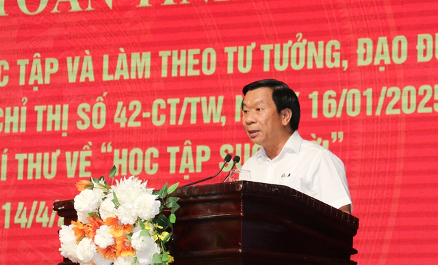 Nghệ An: Hội nghị trực tuyến học tập và làm theo tư tưởng, đạo đức, phong cách Hồ Chí Minh- Ảnh 3. Nghệ An: Hội nghị trực tuyến học tập và làm theo tư tưởng, đạo đức, phong cách Hồ Chí Minh- Ảnh 3.