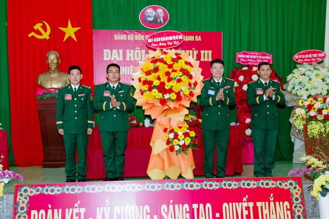 Sóc Trăng: Đảng bộ Đồn Biên phòng An Thạnh Ba tổ chức thành công Đại hội lần thứ III- Ảnh 1. Sóc Trăng: Đảng bộ Đồn Biên phòng An Thạnh Ba tổ chức thành công Đại hội lần thứ III- Ảnh 1.