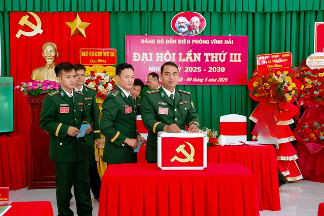 Sóc Trăng: Đại hội Đảng bộ đồn Biên phòng Vĩnh Hải nhiệm kỳ 2025-2030- Ảnh 3. Sóc Trăng: Đại hội Đảng bộ đồn Biên phòng Vĩnh Hải nhiệm kỳ 2025-2030- Ảnh 3.