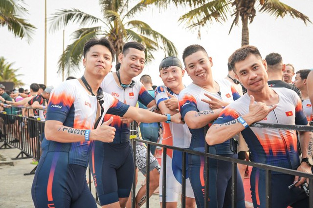 IRONMAN 70.3 Đà Nẵng 2025: Cơ hội cho tăng trưởng kinh tế và quảng bá du lịch- Ảnh 2. IRONMAN 70.3 Đà Nẵng 2025: Cơ hội cho tăng trưởng kinh tế và quảng bá du lịch- Ảnh 2.