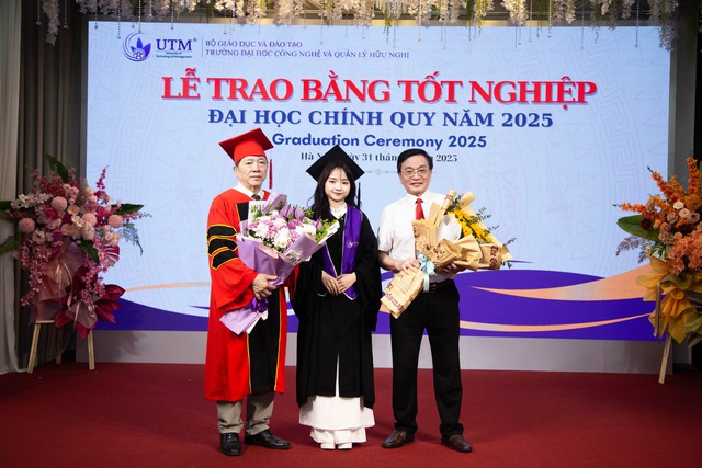 Tỏa sáng trong ngày lễ tốt nghiệp tại Trường UTM- Ảnh 7. Tỏa sáng trong ngày lễ tốt nghiệp tại Trường UTM- Ảnh 7.