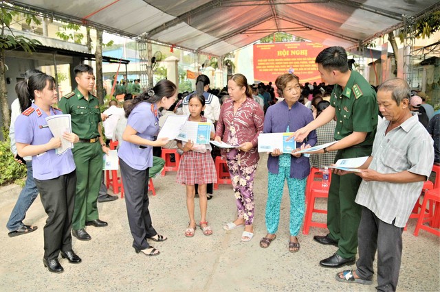 Kiên Giang: Quyết chấm dứt khai thác hải sản vi phạm vùng biển nước ngoài- Ảnh 1.