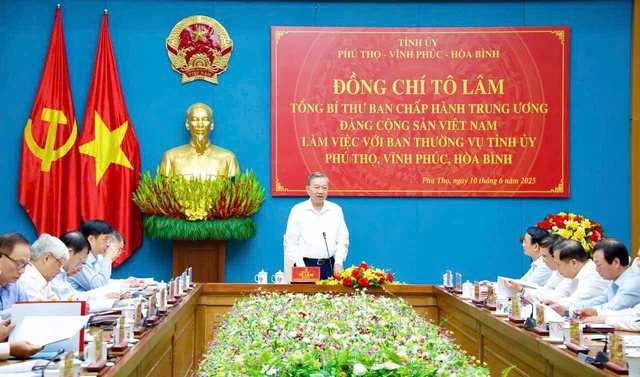 Tổng Bí thư Tô Lâm làm việc với Ban Thường vụ Tỉnh ủy Phú Thọ, Vĩnh Phúc, Hòa Bình- Ảnh 1. Tổng Bí thư Tô Lâm làm việc với Ban Thường vụ Tỉnh ủy Phú Thọ, Vĩnh Phúc, Hòa Bình- Ảnh 1.