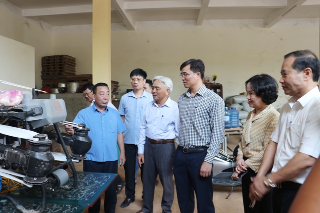 Nghệ An: Phó Chủ tịch UBND tỉnh kiểm tra các HTX tại huyện Yên Thành, Quỳnh Lưu- Ảnh 2. Nghệ An: Phó Chủ tịch UBND tỉnh kiểm tra các HTX tại huyện Yên Thành, Quỳnh Lưu- Ảnh 2.