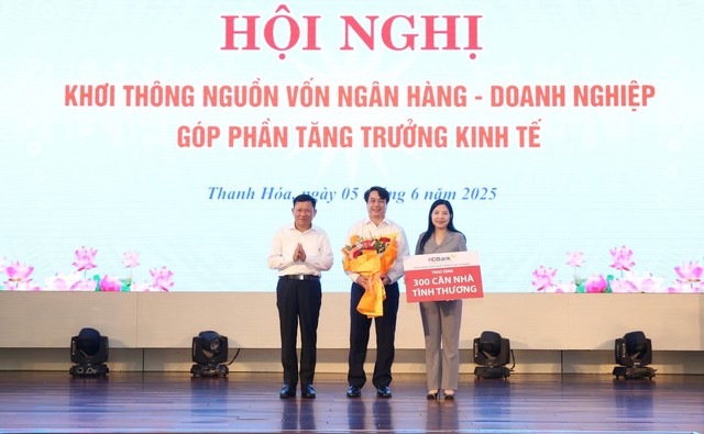 5 tháng đầu năm, HDBank tặng 2.000 căn nhà tình thương- Ảnh 3. 5 tháng đầu năm, HDBank tặng 2.000 căn nhà tình thương- Ảnh 3.