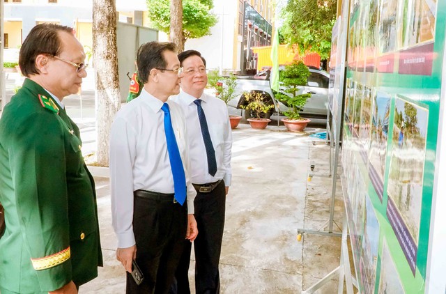 Bộ đội Biên phòng tỉnh An Giang đón nhận Huân chương Chiến công hạng Nhì- Ảnh 6. Bộ đội Biên phòng tỉnh An Giang đón nhận Huân chương Chiến công hạng Nhì- Ảnh 6.