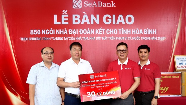 SeABank bàn giao 856 căn nhà đại đoàn kết cho tỉnh Hòa Bình- Ảnh 1. SeABank bàn giao 856 căn nhà đại đoàn kết cho tỉnh Hòa Bình- Ảnh 1.