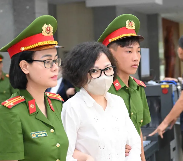 Cựu Chủ tịch FLC Trịnh Văn Quyết không thể đến tòa vì khó thở, mắc nhiều bệnh, "nguy cơ tử vong rất cao"- Ảnh 1. Cựu Chủ tịch FLC Trịnh Văn Quyết không thể đến tòa vì khó thở, mắc nhiều bệnh, "nguy cơ tử vong rất cao"- Ảnh 1.