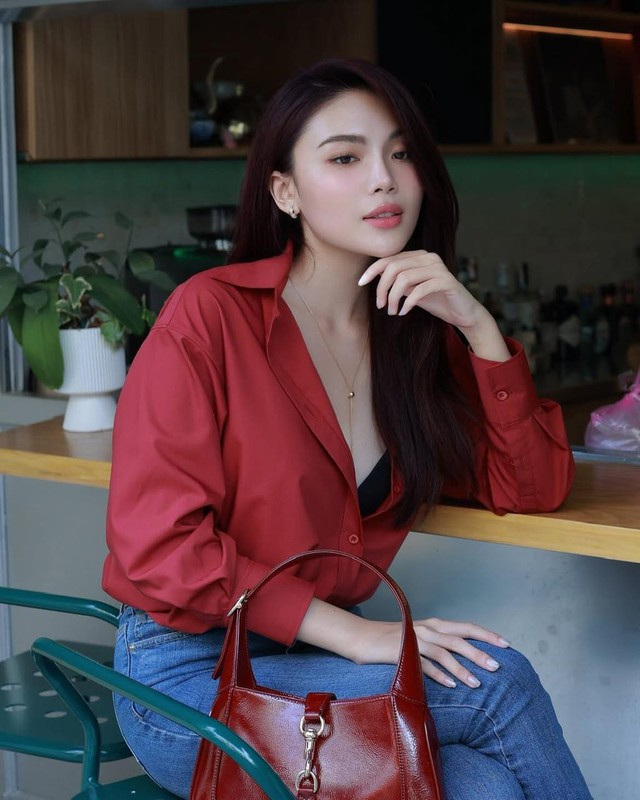 7 tuổi "khởi nghiệp" YouTube, 12 giàu sụ nhờ bán slime ở TP.HCM: Các huyền thoại Gen Z, giờ ra sao?- Ảnh 9. 7 tuổi "khởi nghiệp" YouTube, 12 giàu sụ nhờ bán slime ở TP.HCM: Các huyền thoại Gen Z, giờ ra sao?- Ảnh 9.