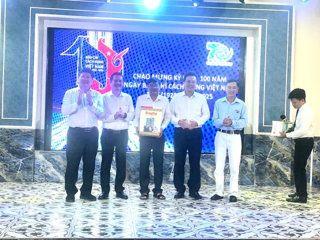Trường Đại học Nông Lâm TP. HCM gặp gỡ phóng viên, nhà báo- Ảnh 3. Trường Đại học Nông Lâm TP. HCM gặp gỡ phóng viên, nhà báo- Ảnh 3.