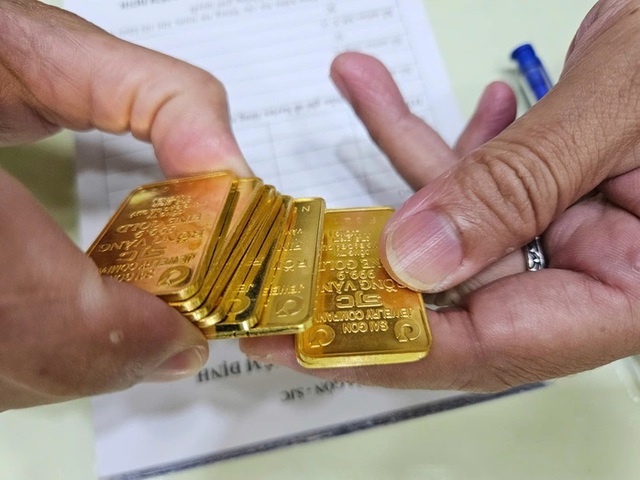 Giá vàng hôm nay 19/6: Giảm nhiệt- Ảnh 1. Giá vàng hôm nay 19/6: Giảm nhiệt- Ảnh 1.