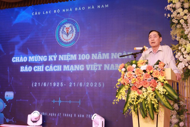 Câu lạc bộ Nhà báo Hà Nam trong dòng chảy 100 năm Ngày Báo chí cách mạng Việt Nam- Ảnh 2. Câu lạc bộ Nhà báo Hà Nam trong dòng chảy 100 năm Ngày Báo chí cách mạng Việt Nam- Ảnh 2.
