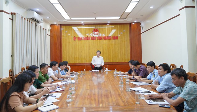 Quảng Bình: Đấu tranh chống buôn lậu, gian lận thương mại và hàng giả- Ảnh 1. Quảng Bình: Đấu tranh chống buôn lậu, gian lận thương mại và hàng giả- Ảnh 1.
