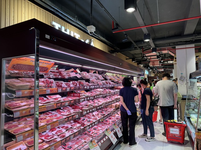 Nhập khẩu thịt tăng mạnh cả về lượng và trị giá- Ảnh 1. Nhập khẩu thịt tăng mạnh cả về lượng và trị giá- Ảnh 1.