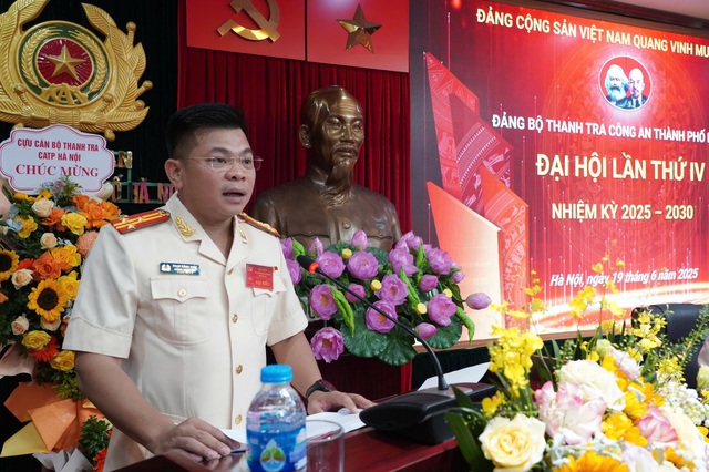 Xây dựng phong cách người CAND Thủ đô bản lĩnh, nhân văn, vì nhân dân phục vụ- Ảnh 2. Xây dựng phong cách người CAND Thủ đô bản lĩnh, nhân văn, vì nhân dân phục vụ- Ảnh 2.