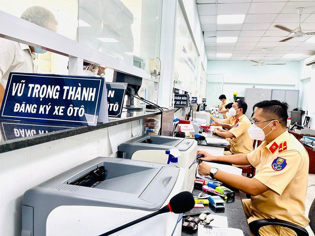 Đấu giá biển số xe thu về ngân sách nhà nước 6.400 tỷ đồng- Ảnh 1. Đấu giá biển số xe thu về ngân sách nhà nước 6.400 tỷ đồng- Ảnh 1.