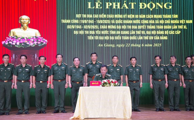 BĐBP tỉnh An Giang sơ kết công tác Biên phòng 6 tháng đầu năm 2025- Ảnh 1. BĐBP tỉnh An Giang sơ kết công tác Biên phòng 6 tháng đầu năm 2025- Ảnh 1.