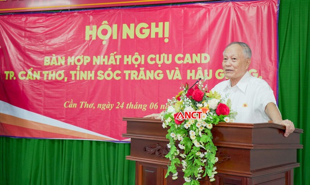 Hội nghị hợp nhất Hội cựu CAND TP Cần Thơ, tỉnh Sóc Trăng và Hậu Giang- Ảnh 2. Hội nghị hợp nhất Hội cựu CAND TP Cần Thơ, tỉnh Sóc Trăng và Hậu Giang- Ảnh 2.