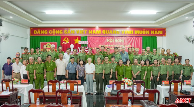 Hội nghị hợp nhất Hội cựu CAND TP Cần Thơ, tỉnh Sóc Trăng và Hậu Giang- Ảnh 6. Hội nghị hợp nhất Hội cựu CAND TP Cần Thơ, tỉnh Sóc Trăng và Hậu Giang- Ảnh 6.
