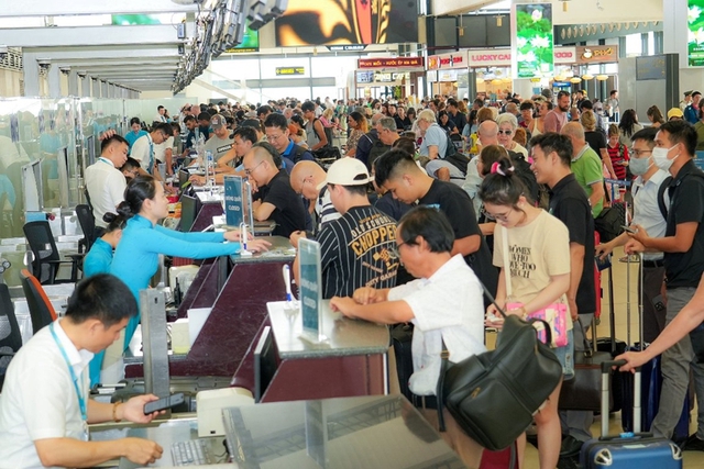 Hàng không Việt Nam đạt kết quả tích cực về vận tải hành khách và hàng hóa- Ảnh 1. Hàng không Việt Nam đạt kết quả tích cực về vận tải hành khách và hàng hóa- Ảnh 1.