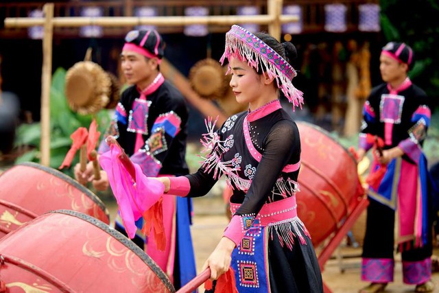 Fansipan ra mắt show ‘Đỉnh thiêng du ký’ tại 3 địa điểm, 3 độ cao của nóc nhà Đông Dương- Ảnh 3. Fansipan ra mắt show ‘Đỉnh thiêng du ký’ tại 3 địa điểm, 3 độ cao của nóc nhà Đông Dương- Ảnh 3.