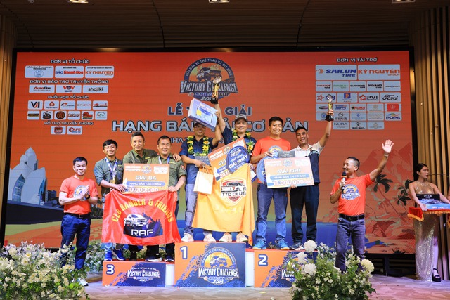 Lễ bế mạc và trao giải giải đua xe ô tô địa hình Victory Challenge Sailun Cup 2025- Ảnh 4.