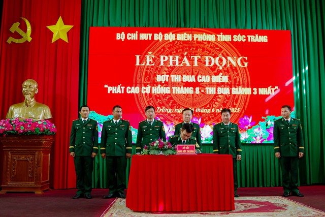 BĐBP Sóc Trăng: Phát động thi đua cao điểm “Phất cao cờ hồng tháng Tám - thi đua giành 3 nhất”- Ảnh 2. BĐBP Sóc Trăng: Phát động thi đua cao điểm “Phất cao cờ hồng tháng Tám - thi đua giành 3 nhất”- Ảnh 2.