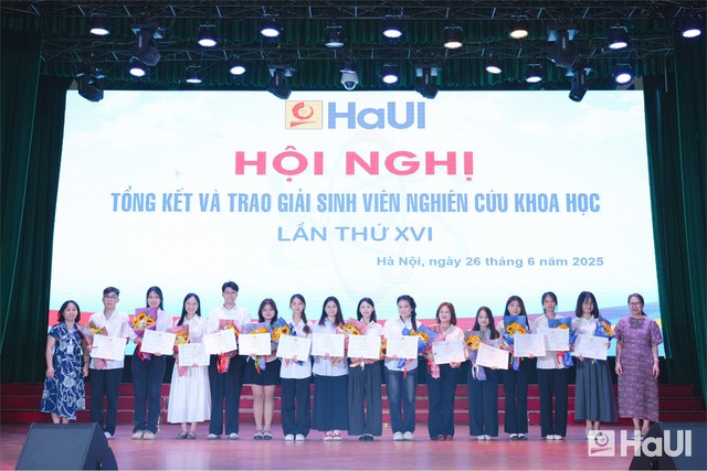 Sinh viên HaUI chinh phục sân chơi khoa học quốc tế- Ảnh 7. Sinh viên HaUI chinh phục sân chơi khoa học quốc tế- Ảnh 7.