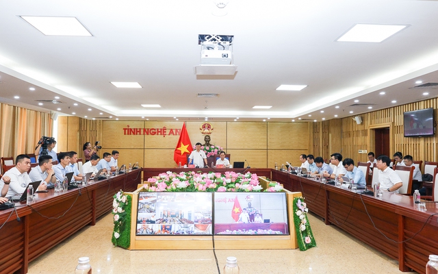 Nghệ An: Vận hành thử nghiệm 5 nền tảng thông tin phục vụ chính quyền địa phương 2 cấp- Ảnh 1. Nghệ An: Vận hành thử nghiệm 5 nền tảng thông tin phục vụ chính quyền địa phương 2 cấp- Ảnh 1.