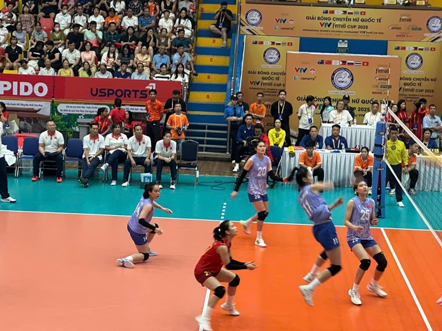 VTV Ferroli Cup 2025: Quy tụ 8 đội bóng chuyền nữ đỉnh cao tranh tài tại Vĩnh Phúc- Ảnh 3. VTV Ferroli Cup 2025: Quy tụ 8 đội bóng chuyền nữ đỉnh cao tranh tài tại Vĩnh Phúc- Ảnh 3.