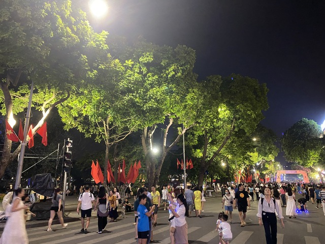 Travel & Leisure vinh danh Hà Nội trong danh sách "15 điểm đến trong mơ"- Ảnh 3. Travel & Leisure vinh danh Hà Nội trong danh sách "15 điểm đến trong mơ"- Ảnh 3.