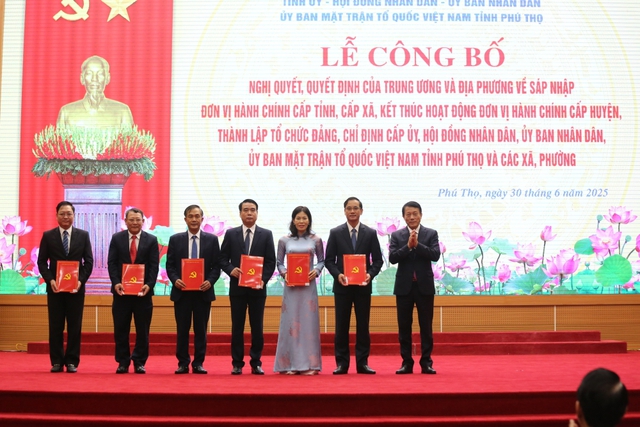 Hợp nhất 3 tỉnh, xây dựng đất Tổ giàu mạnh, văn minh hiện đại hơn- Ảnh 5. Hợp nhất 3 tỉnh, xây dựng đất Tổ giàu mạnh, văn minh hiện đại hơn- Ảnh 5.