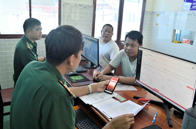 Kiên Giang: Hỗ trợ ngư dân cập nhật thông tin tàu cá- Ảnh 1. Kiên Giang: Hỗ trợ ngư dân cập nhật thông tin tàu cá- Ảnh 1.