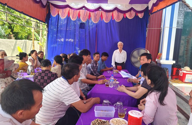 Nghệ An: Lan tỏa tinh thần nhân văn qua căn nhà “Đại đoàn kết” cho cụ bà 87 tuổi- Ảnh 2. Nghệ An: Lan tỏa tinh thần nhân văn qua căn nhà “Đại đoàn kết” cho cụ bà 87 tuổi- Ảnh 2.