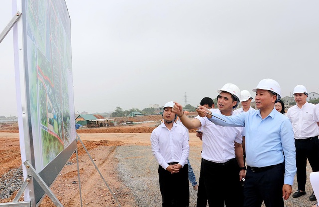 Nghệ An: Thu ngân sách 5 tháng đạt hơn 10.800 tỷ đồng- Ảnh 3. Nghệ An: Thu ngân sách 5 tháng đạt hơn 10.800 tỷ đồng- Ảnh 3.