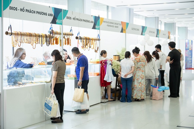 TP.HCM: Triển lãm quốc tế Nguồn cung ứng sản phẩm cao cấp thu hút 20.000 lượt khách- Ảnh 3. TP.HCM: Triển lãm quốc tế Nguồn cung ứng sản phẩm cao cấp thu hút 20.000 lượt khách- Ảnh 3.
