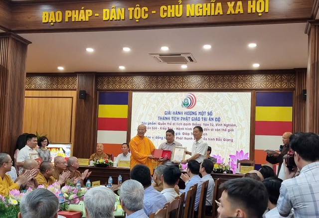 Phát động Giải Báo chí Phật giáo toàn quốc năm 2025- Ảnh 4. Phát động Giải Báo chí Phật giáo toàn quốc năm 2025- Ảnh 4.