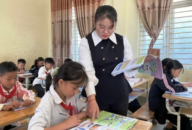 Thanh Hóa: Hơn 3.800 giáo viên hợp đồng được ký hợp đồng 12 tháng- Ảnh 2.
