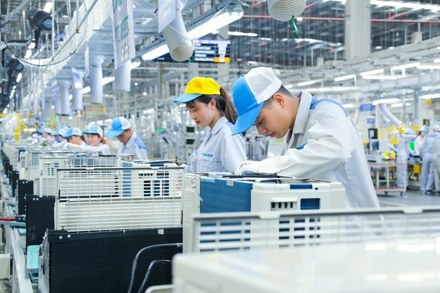 Chỉ số sản xuất công nghiệp 5 tháng đầu năm tăng 8,8%- Ảnh 1. Chỉ số sản xuất công nghiệp 5 tháng đầu năm tăng 8,8%- Ảnh 1.