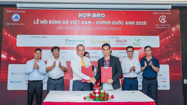 Đà Nẵng đăng cai Lễ hội Bóng đá Việt Nam - Vương quốc Anh 2025- Ảnh 1. Đà Nẵng đăng cai Lễ hội Bóng đá Việt Nam - Vương quốc Anh 2025- Ảnh 1.