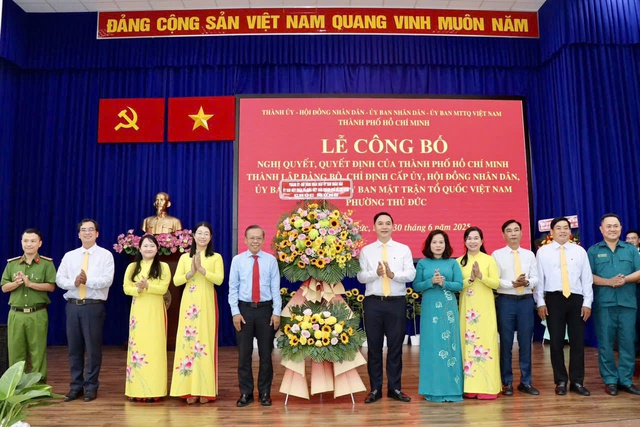 TP. HCM: Phường Thủ Đức chính thức được thành lập, ra mắt bộ máy lãnh đạo chủ chốt- Ảnh 1. TP. HCM: Phường Thủ Đức chính thức được thành lập, ra mắt bộ máy lãnh đạo chủ chốt- Ảnh 1.