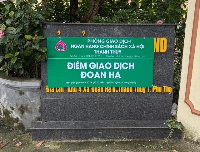 Phòng GD NHCSXH Thanh Thủy: Bảo đảm thông suốt dòng vốn chính sách tại điểm giao dịch Đoan Hạ- Ảnh 2. Phòng GD NHCSXH Thanh Thủy: Bảo đảm thông suốt dòng vốn chính sách tại điểm giao dịch Đoan Hạ- Ảnh 2.
