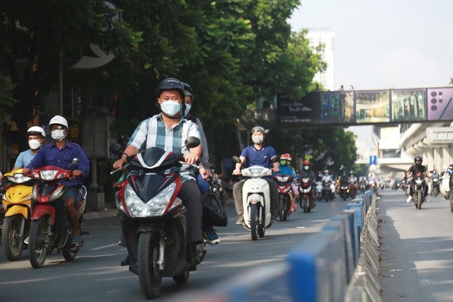 Gần 1,3 triệu xe máy bán ra thị trường nửa đầu năm 2025- Ảnh 1. Gần 1,3 triệu xe máy bán ra thị trường nửa đầu năm 2025- Ảnh 1.