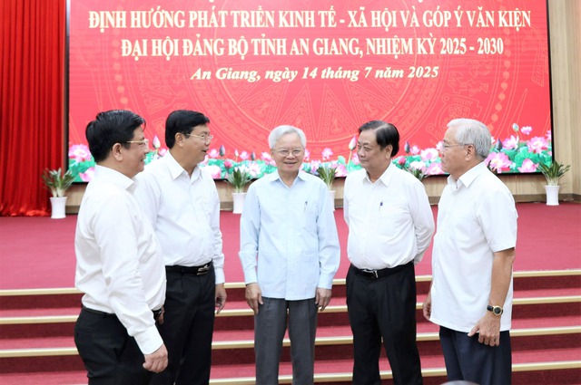 An Giang phấn đấu đến năm 2030 là tỉnh phát triển khá của cả nước- Ảnh 4. An Giang phấn đấu đến năm 2030 là tỉnh phát triển khá của cả nước- Ảnh 4.