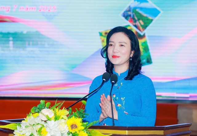 Cuộc thi ảnh, video 'Nghệ An hạnh phúc - Happy Nghệ An năm 2025' lan tỏa vẻ đẹp đất và người xứ Nghệ- Ảnh 2. Cuộc thi ảnh, video 'Nghệ An hạnh phúc - Happy Nghệ An năm 2025' lan tỏa vẻ đẹp đất và người xứ Nghệ- Ảnh 2.