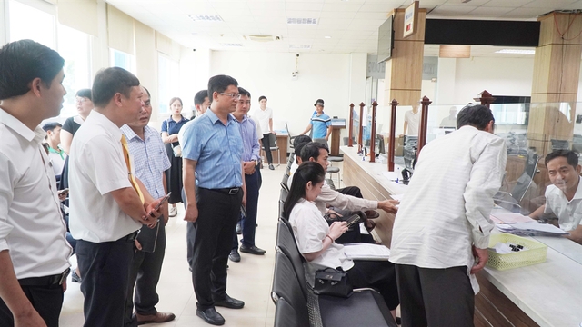 Thành phố Huế: Tận tình và chuyên nghiệp trong vận hành chính quyền địa phương hai cấp- Ảnh 1. Thành phố Huế: Tận tình và chuyên nghiệp trong vận hành chính quyền địa phương hai cấp- Ảnh 1.
